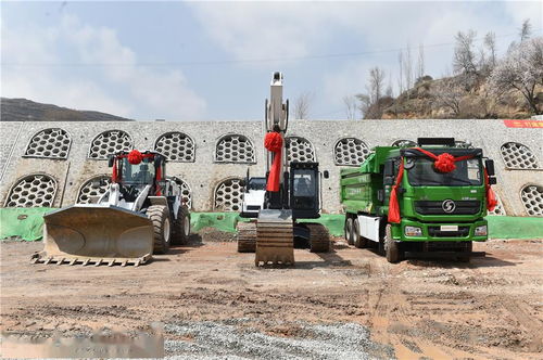 中鐵二十局研制生產(chǎn)的國(guó)內(nèi)首套隧道施工電動(dòng)出碴設(shè)備問(wèn)世