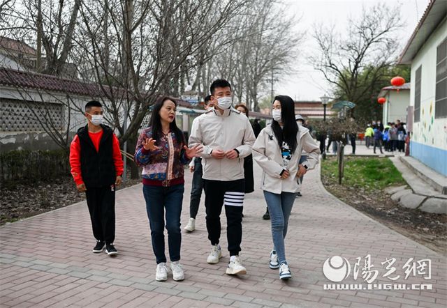 讓愛傳遞下去！木森紅豆團隊愛心公益活動在木森網(wǎng)絡舉行